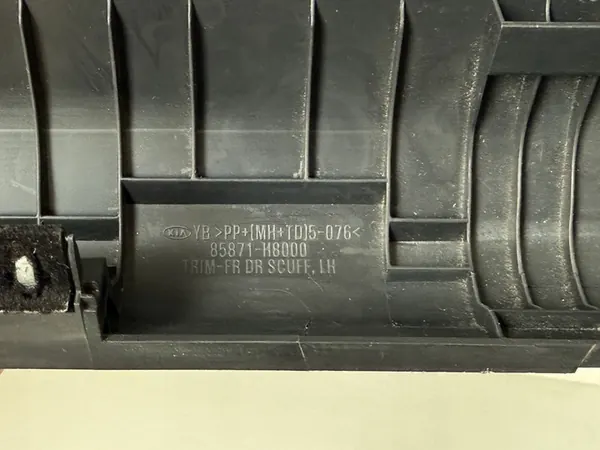 Vänster motorplåt Kia Picanto III 2017-2024 OEM image 8