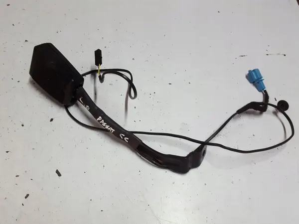 OEM 1K8857755D vasen etuistuimen turvavyön solki image 2