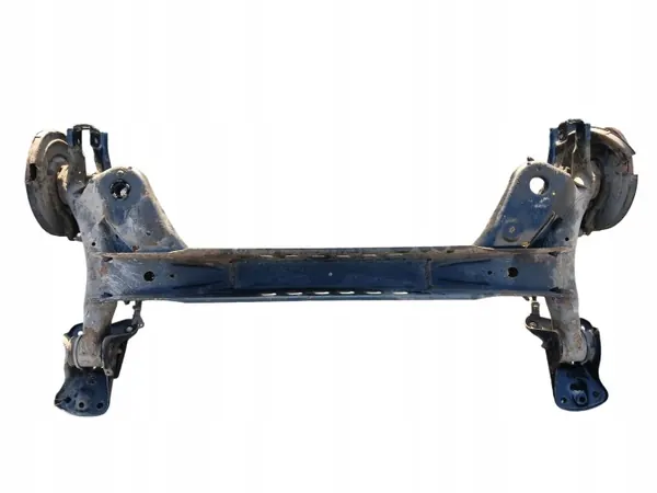 OEM 5Q0501049BA Bakvagnsbalk - Begagnad image 5