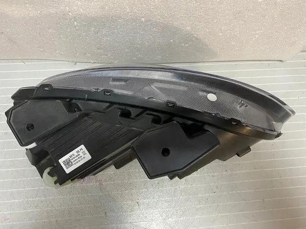 Faros delanteros izquierdo HYUNDAI KONA 2020- 92101J9500 image 10