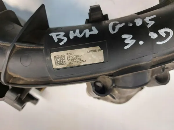 BMW OE Imujakoputki OEM 8477029-01 X5 3.0d image 3
