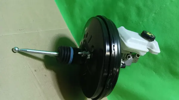 VW PASSAT B8 ALLTRACK 2.0 TDI Rempomp 8V1611021A image 3