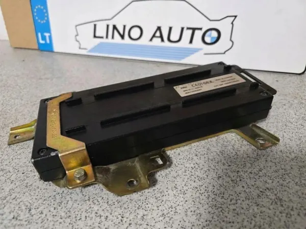 BMW 7 E38 Ontsteekschakelaar OEM 84118360235 image 2