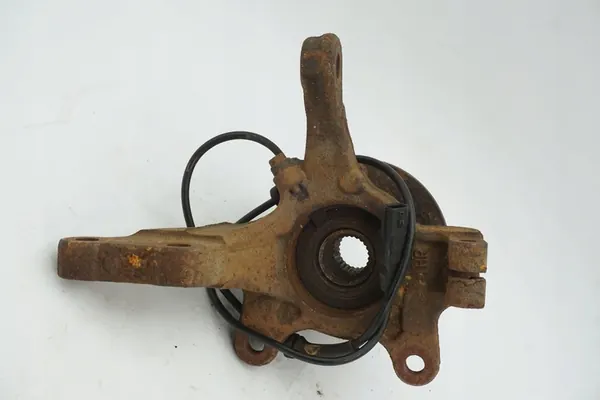 Mozzo destro Nissan Micra image 2