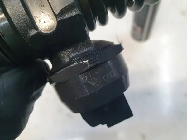 Inyector SKOA FABIIA I 1.4 TDI - Pieza OEM Usada image 3