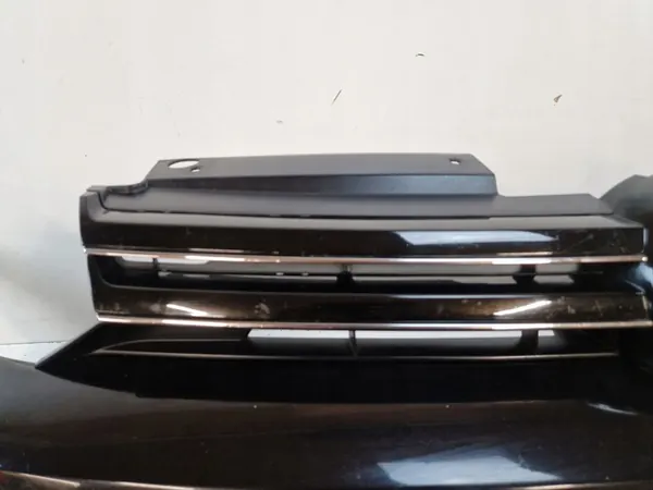 VW GOLF VI 6 KOMBI Paraurti anteriore OEM 1K9807217 image 7