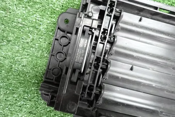 OEM 2Q0122323A Aurinkosuoja VW Audi Seat Skoda image 4