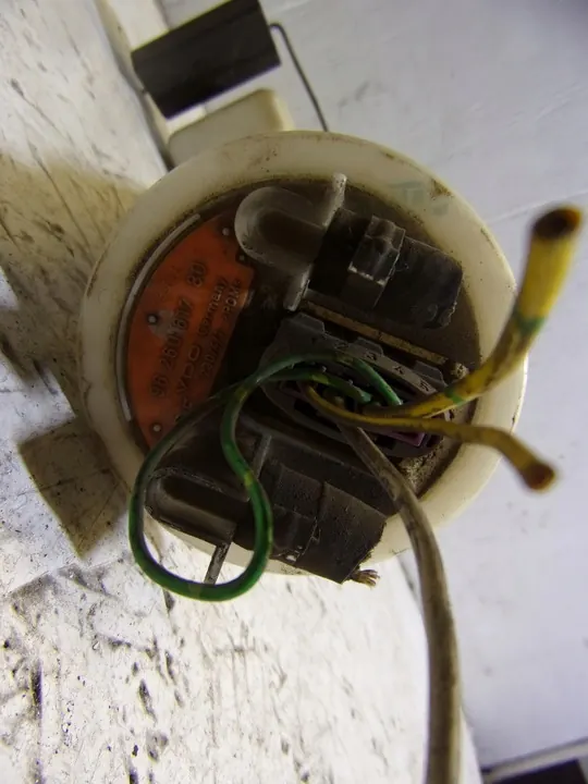 Brandstofpomp Citroen Saxo 1.1 B image 2