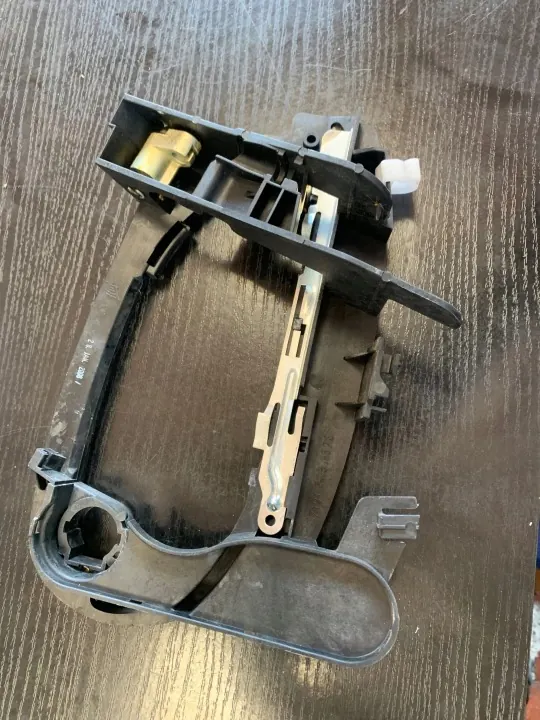 Cache poignée porte BMW OEM 7191575 pour Série 7 E65/E66 image 2