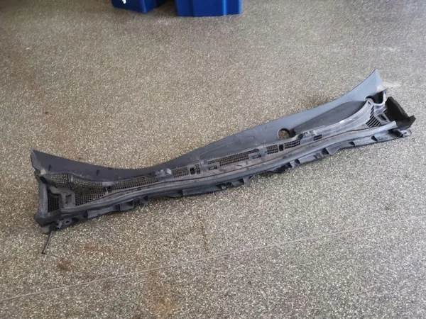 Etupyyhinvarsi OEM 668623NA0A Nissan 2012 image 2