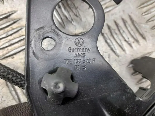 Válvula de vacío OEM 06E133520F para Audi A5 3.0L image 3