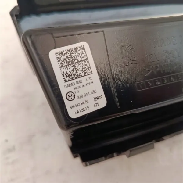 OEM 3J0941653 DRL LED Esquerdo Dianteiro VW Passat B9 image 7