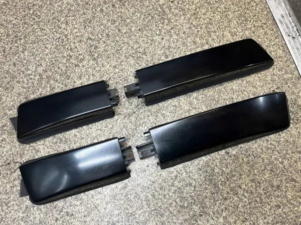 OEM Dachreling-Endkappen Grand Vitara 2 II - Vorne/Hinten image 4