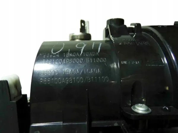 Cinzeiro Isqueiro Infiniti OEM 688001BA0A - Usado image 4