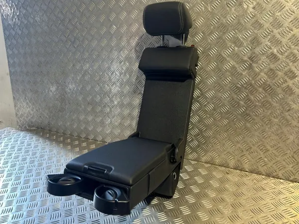 Mercedes-Benz GL X166 Rücksitzarmlehne OEM UTO57534 image 2