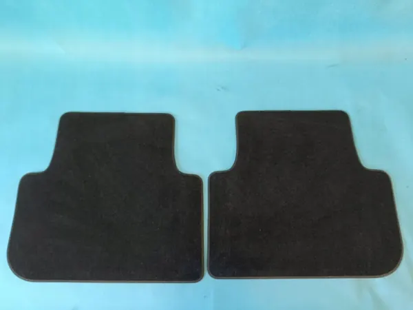 OEM 5NB863011 Velourteppich-Satz für VW Tiguan II image 4