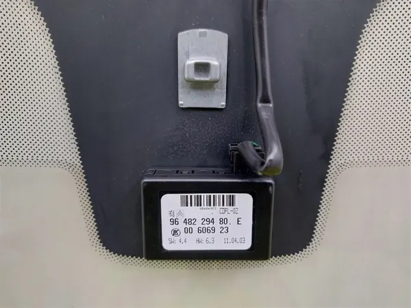 Parabrisas delantero OEM 2SZYPC para Peugeot 307 2001-2008 image 2