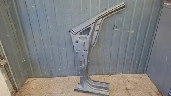 OEM 2K4809605K Vasen pylväs VW Caddy:lle image 2