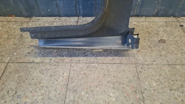 OEM 2K4809605K Vasen pylväs VW Caddy:lle image 7