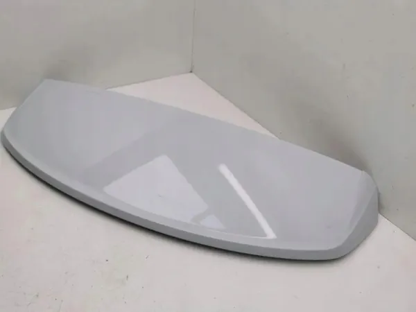Spoiler Traseiro Audi Q3 OEM 83A827933A - Usado image 3