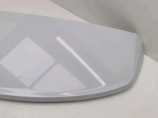 Spoiler Traseiro Audi Q3 OEM 83A827933A - Usado image 8
