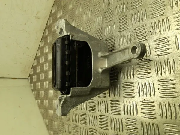 Hyundai Kona Motorfäste Höger OEM 21810-BE000 image 3