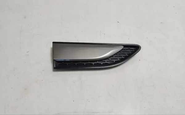 FK72280B10 Fram höger stänkskärm Land Rover Discovery Sport image 2