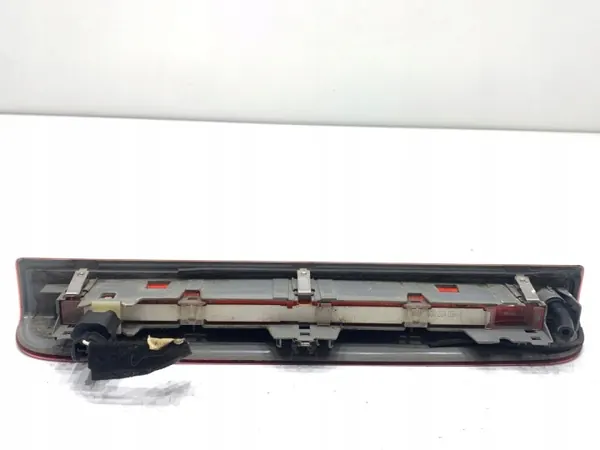 Feu Stop OEM LORK-1634-31550 pour Renault Grand Scenic III image 3