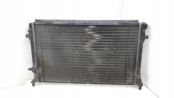 2009 Seat Leon Vattensradiator 1K0121251DK image 3