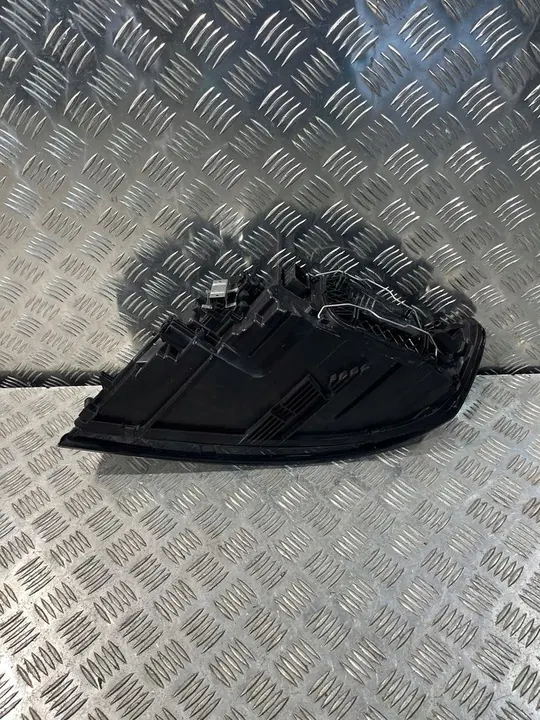 Oikea Etuvalo VOLVO S40 V40 V50 LIFT H7 EUROPA image 4