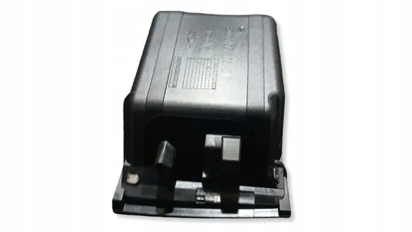 Aschenbecher Mercedes-Benz OEM E040517221 Links Vorne image 7