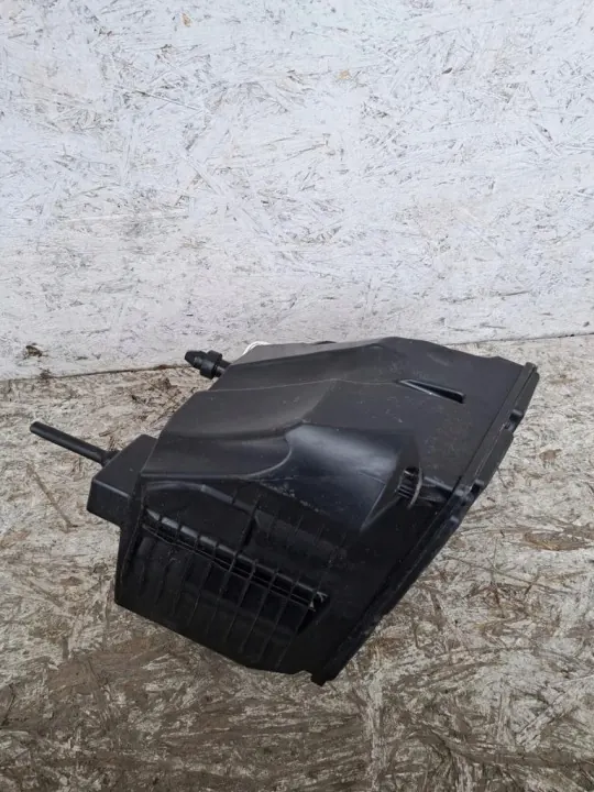 Audi OE Luchtfilter OEM 8W0 133 843 C 00Y image 4