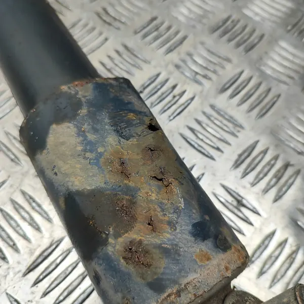 Iveco Daily 6ª generazione 2022 Ammortizzatore anteriore sinistro OEM image 5