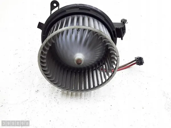 Lämmityspuhaltimen moottori Mercedes E Class 2012 v7771001 image 3