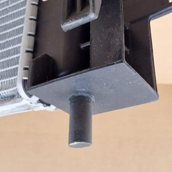 Motorradiator OEM 214105514R för Renault Twingo image 6