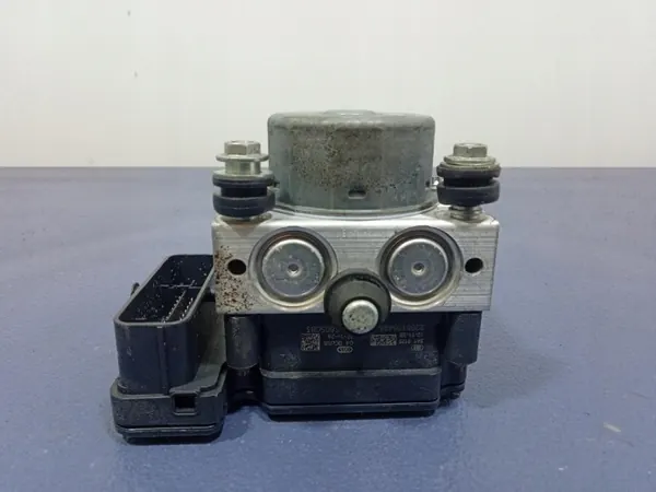 Pompe ABS OEM 44510-0H020 pour Citroen C1 2012-2014 image 4