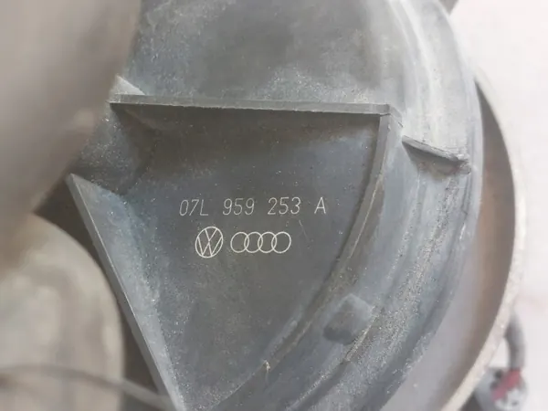 Audi OE 07L 959 253 A secundaire luchtpomp - Gebruikt image 4