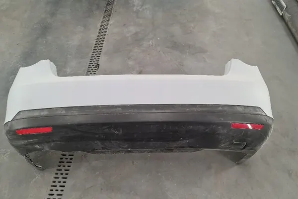 Paraurti posteriore VW JETTA III 1K5807521A 2006 image 3