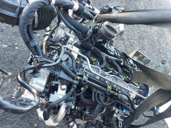 Motor Peugeot Boxer 2.2 BlueHDi E6 OEM 46356294 image 4