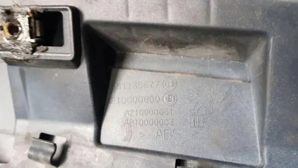 OEM 681135677 Éclairage de plaque pour Citroën C5 II image 3