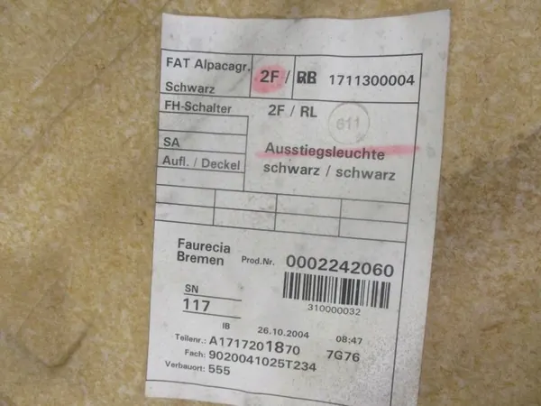 Mercedes-Benz SLK Ovenpinnat OEM A1717201870 image 10