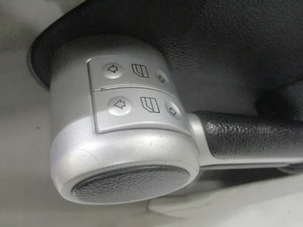 Mercedes-Benz SLK Ovenpinnat OEM A1717201870 image 7