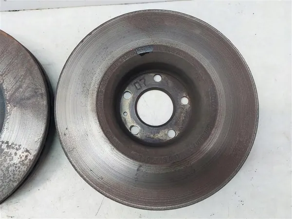 Discos de Freio Dianteiros Audi A6 C6 2.7 TDI 04-11 R 4F0615301E image 6