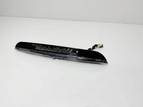 Maserati Ghibli Bagageutrymme Kromlist OEM 670010758 image 3