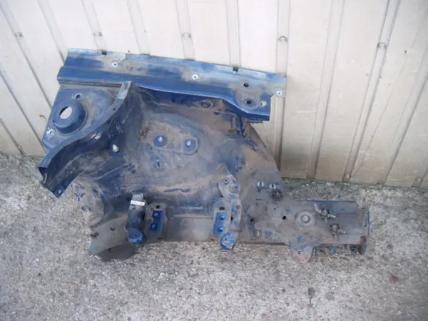 Longarina quarto dianteiro esquerdo LA5E VW PASSAT B6 KOMBI image 3