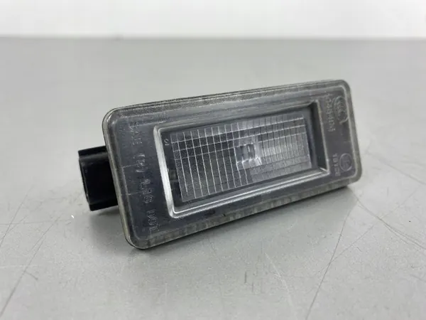 Feu de plaque Nissan X-Trail T33 OEM 265108990E image 2