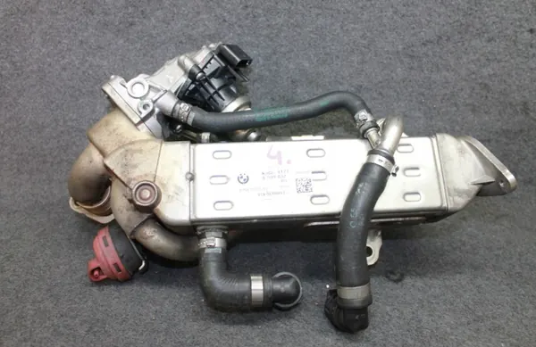BMW EGR-jäähdytin OEM 8599832 3.0D B57 moottorille image 2