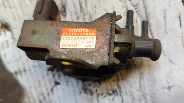 Válvula de pressão de vácuo Toyota RAV4 2.0 D4D 25819-27040 image 4