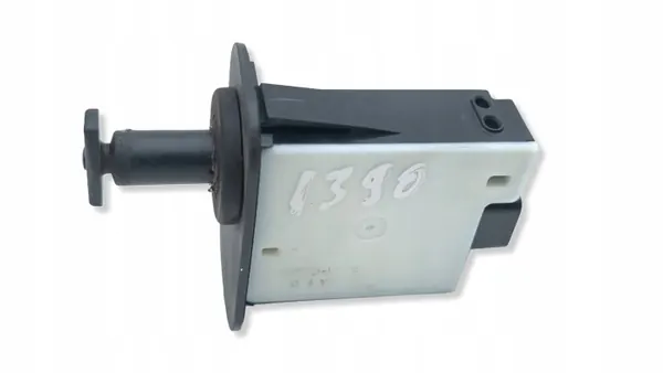 Honda polttoainelukon lukko OEM AMD229443 - Käytetty image 4
