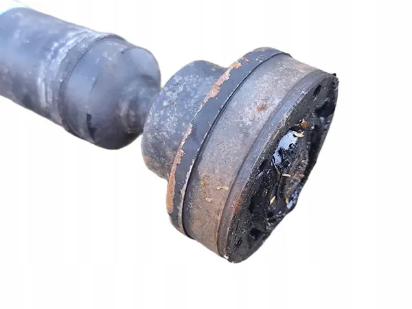 AUDI A8 D2 3.3 4.2 Drivaxel 4D0521101G 4D0521101M image 3